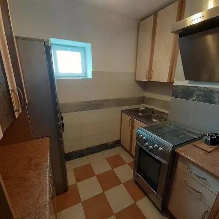 Centrum Zlote Tarasy Metro Rondo Onz Balkon