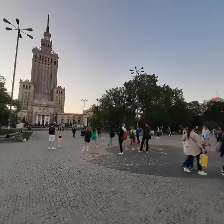 Centrum Zlote Tarasy Metro Rondo Onz Balkon Warsaw